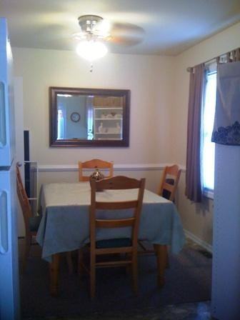 187 Hickory St - Photo 2 of 5