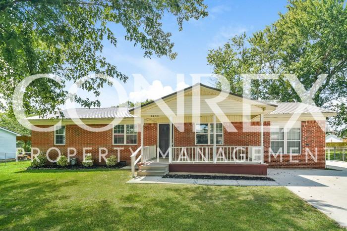 29341 8th Ave E - Photo 2 of 11