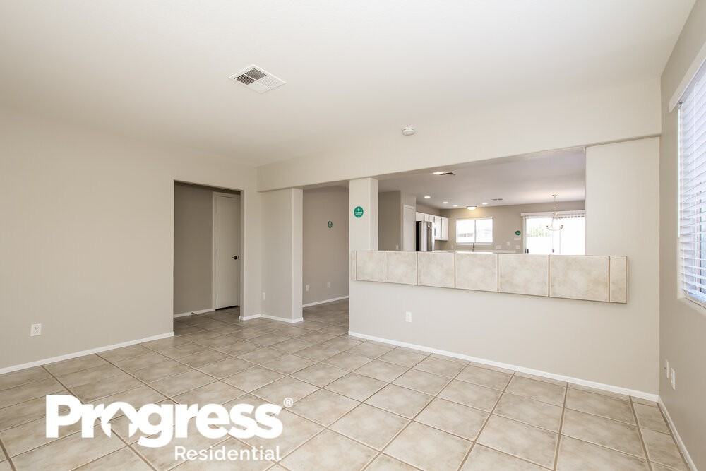 3228 W Lone Cactus Dr - Photo 3 of 16