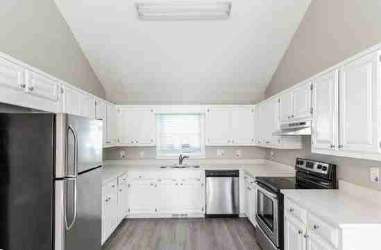 2183 Ivy Crest Dr - Photo 2 of 10