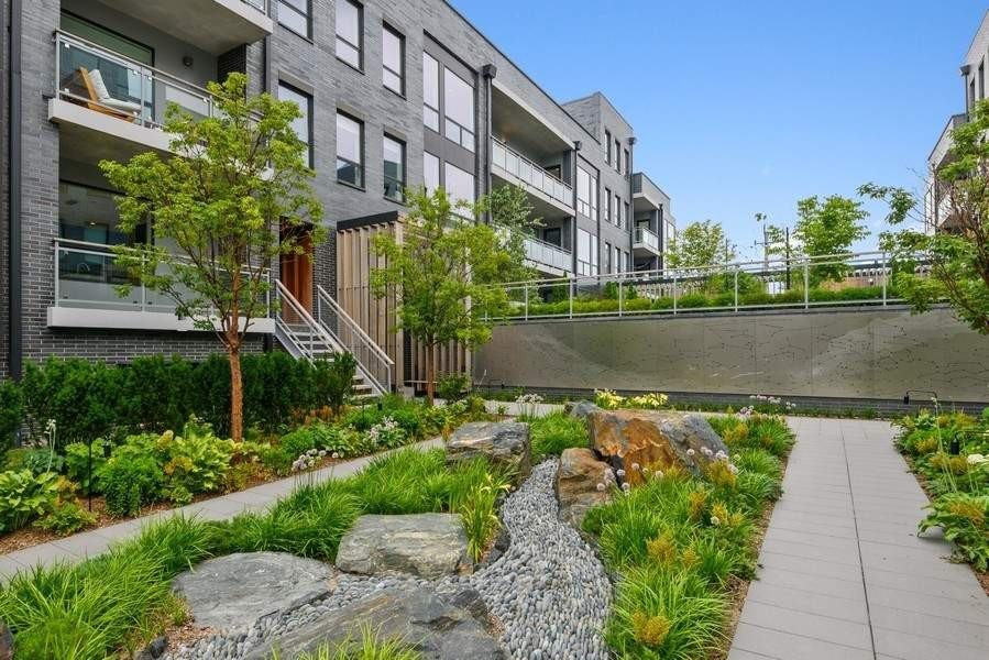 2643 N Hermitage Ave #PH3