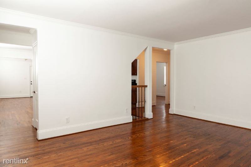 2508 Commonwealth Ave - Photo 3 of 23