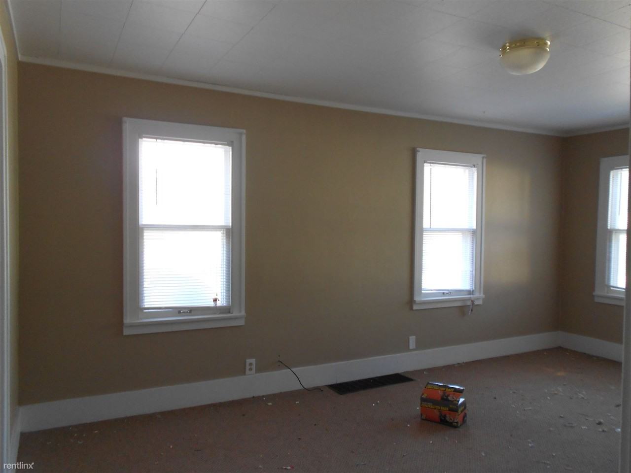 213 N Washington St - Photo 3 of 3