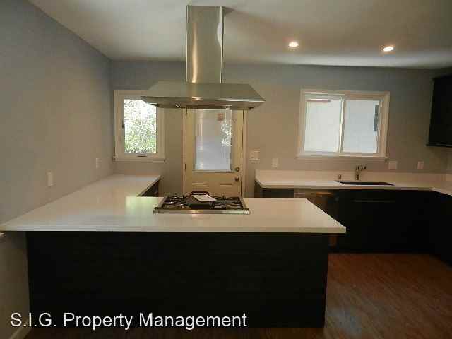 1622 Foothill Blvd - Photo 3 of 24