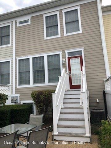 14 Village Green Dr - Photo 2 of 14