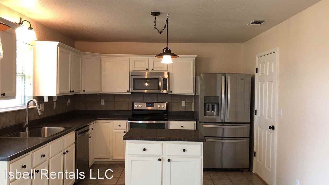 408 Ali Dr - Photo 3 of 24