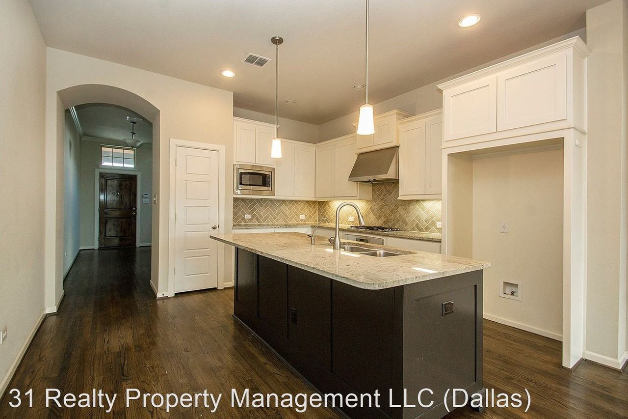 1217 Naples Dr - Photo 3 of 27
