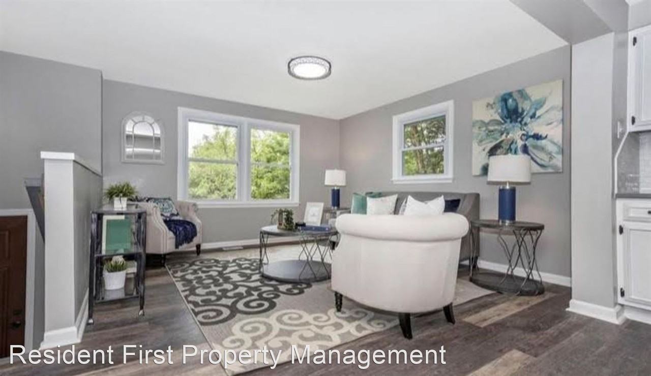 17906 Meade Ct - Photo 2 of 19