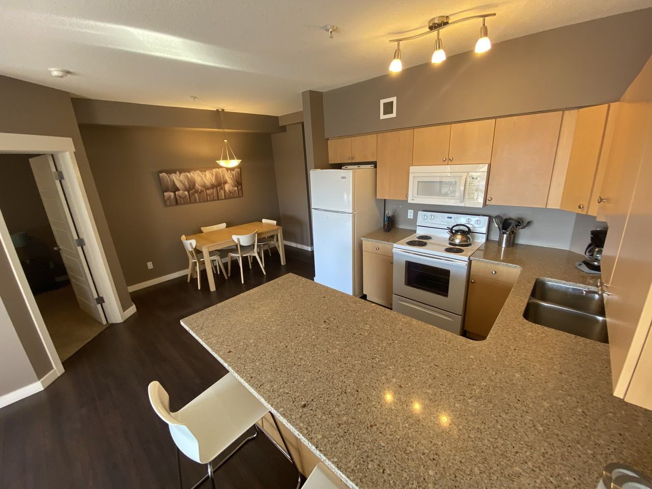 11425 505 #11425 105 - Photo 3 of 13