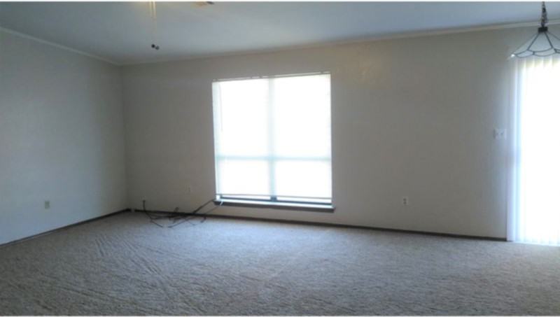 6777 Sw Chaucer Dr - Photo 3 of 8