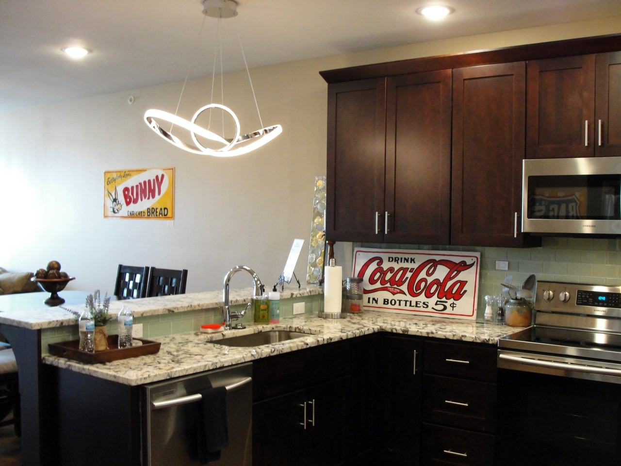 Le Fleur Properties - Photo 3 of 25