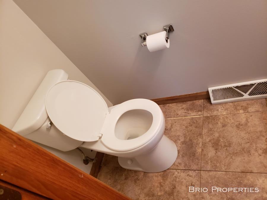 6305 32nd Ave #0 - Photo 3 of 15