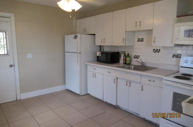 309 East Linden Street - Photo 3 of 8