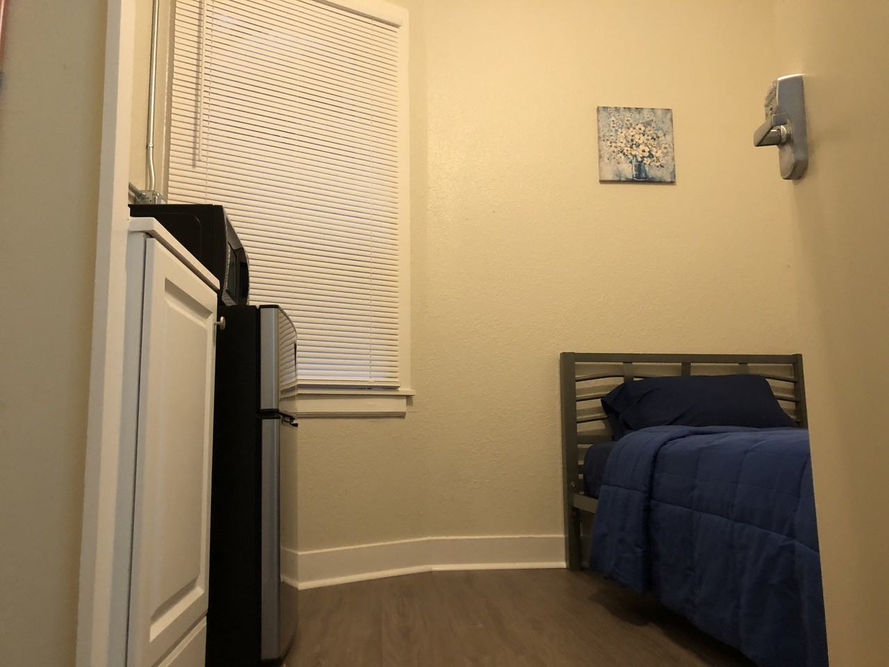 Broadway - Photo 6 of 16