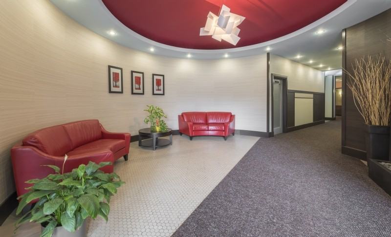 W Suites | 1239 Barrington St - Photo 3 of 50