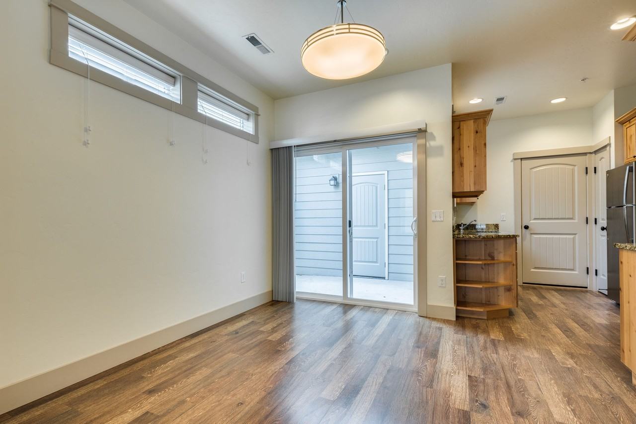 2251 E Warm Springs Ave - Photo 2 of 15