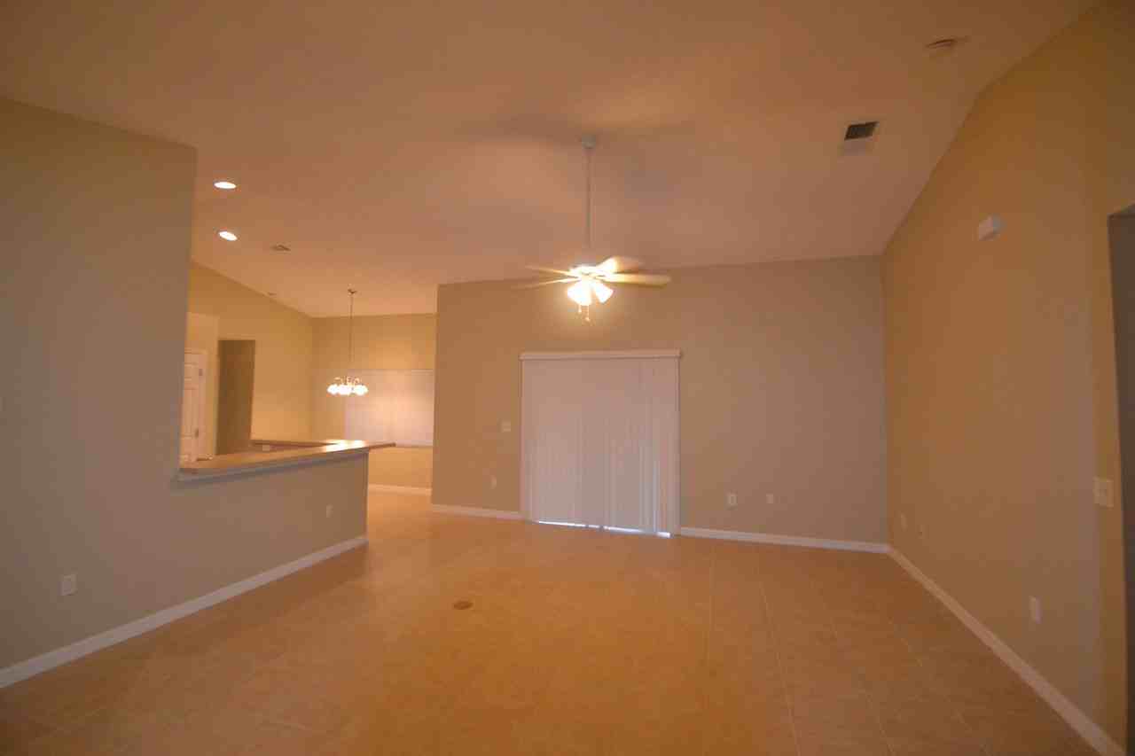 15425 Greater Groves Blvd - Photo 3 of 6