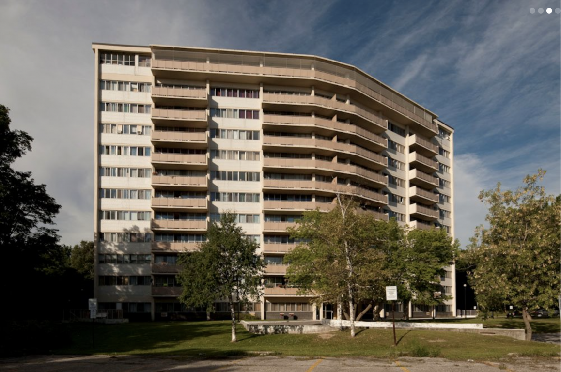 100 York Gate Apartments for Rent in Jane and Finch, Toronto, ON M3N