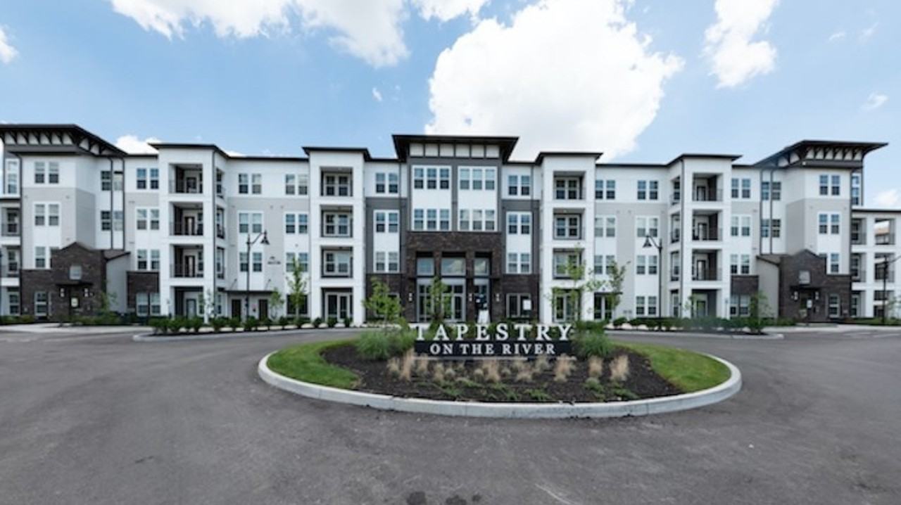 1065 Manhattan Boulevard No. 1112 - Photo 3 of 50