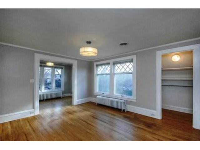 1506 W 25th St - Photo 2 of 16