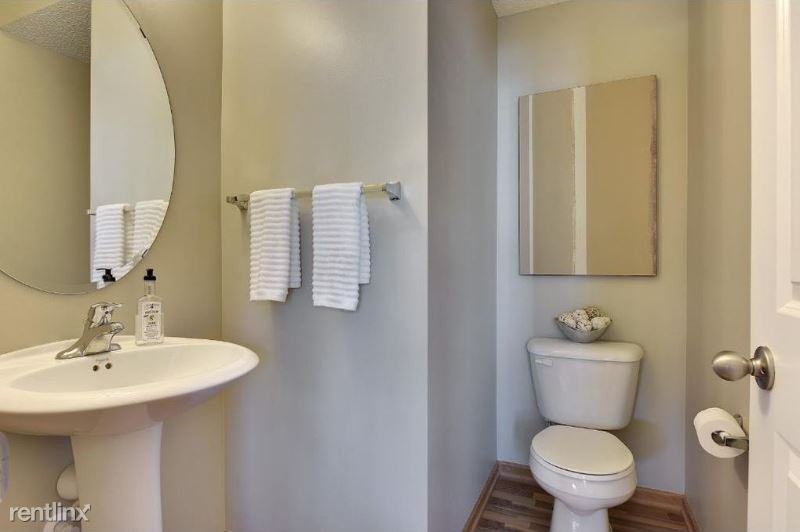 9981 Wildflower Dr - Photo 2 of 7