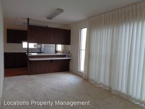 544 11th Avenue - Photo 2 of 10