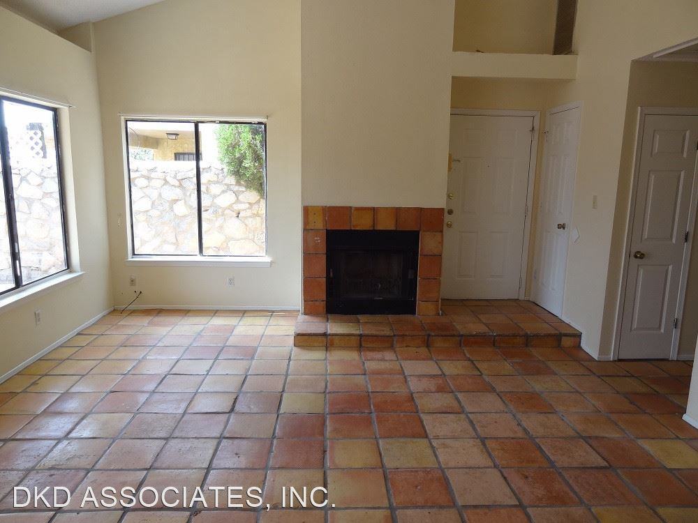 10728 Chert St - Photo 2 of 7