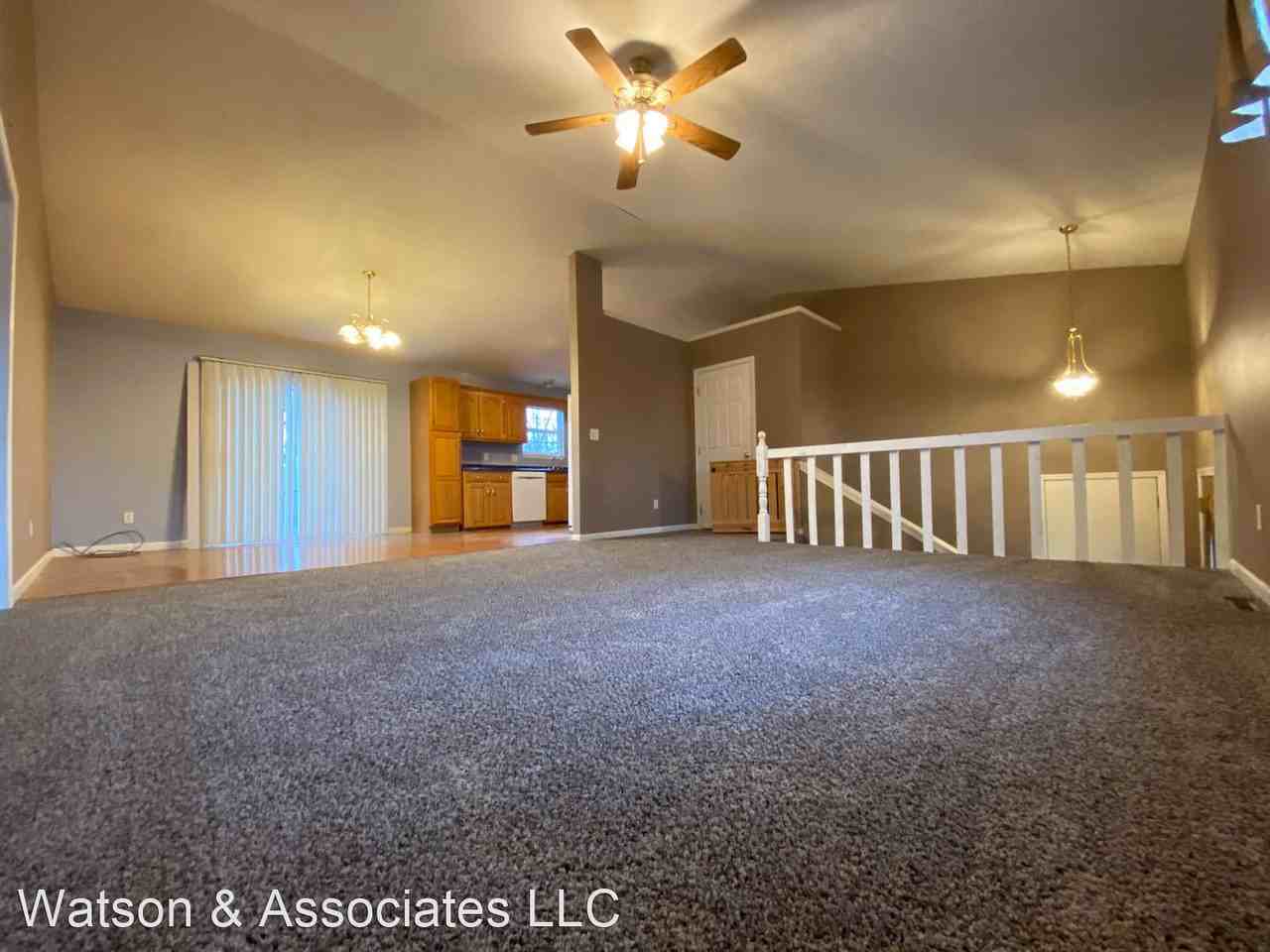 26155 Sutherland Ln - Photo 2 of 40