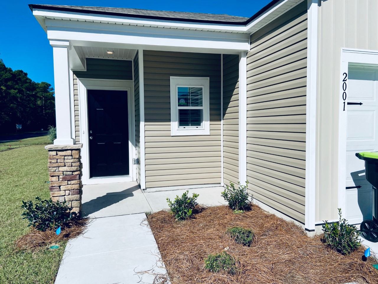 2001 Borgata Loop - Photo 2 of 22