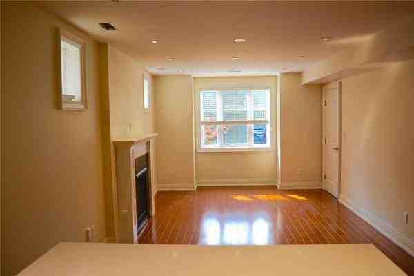 24 Duggan Avenue #30003