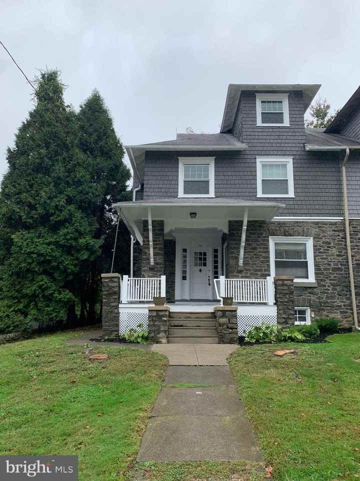 135 Walnut St 1st Fl - Photo 2 of 13