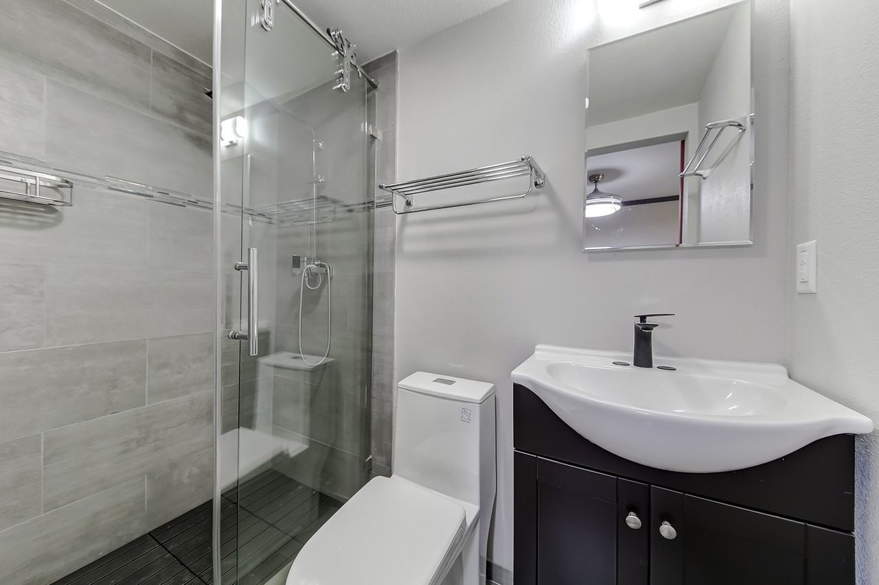 Ogden Executive Apartments 813 East Ogden Avenue 17, Las Vegas, NV 89101 Zumper