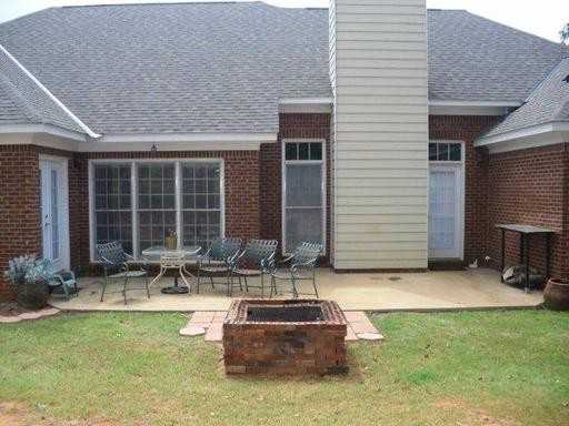432 Mountain Creek Dr - Photo 2 of 19