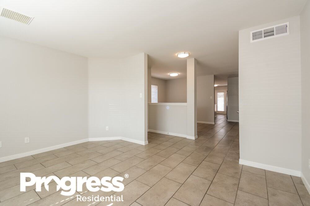 4725 Loma Blanca Dr - Photo 3 of 21