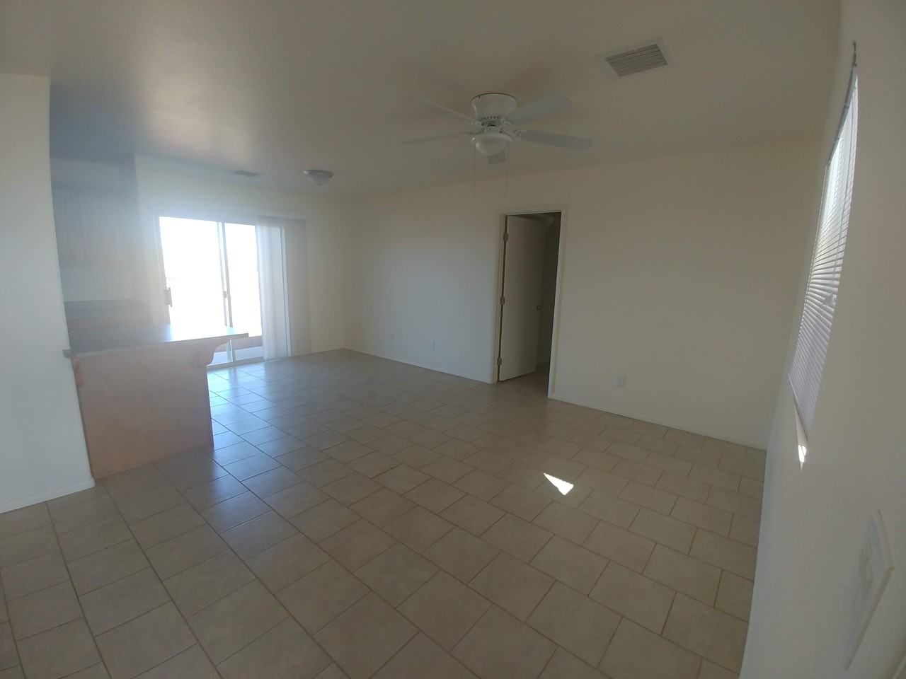 W. Hollamon St - Photo 6 of 20