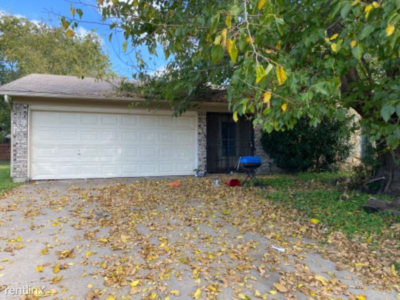 1003 Waverly Dr - Photo 2 of 14