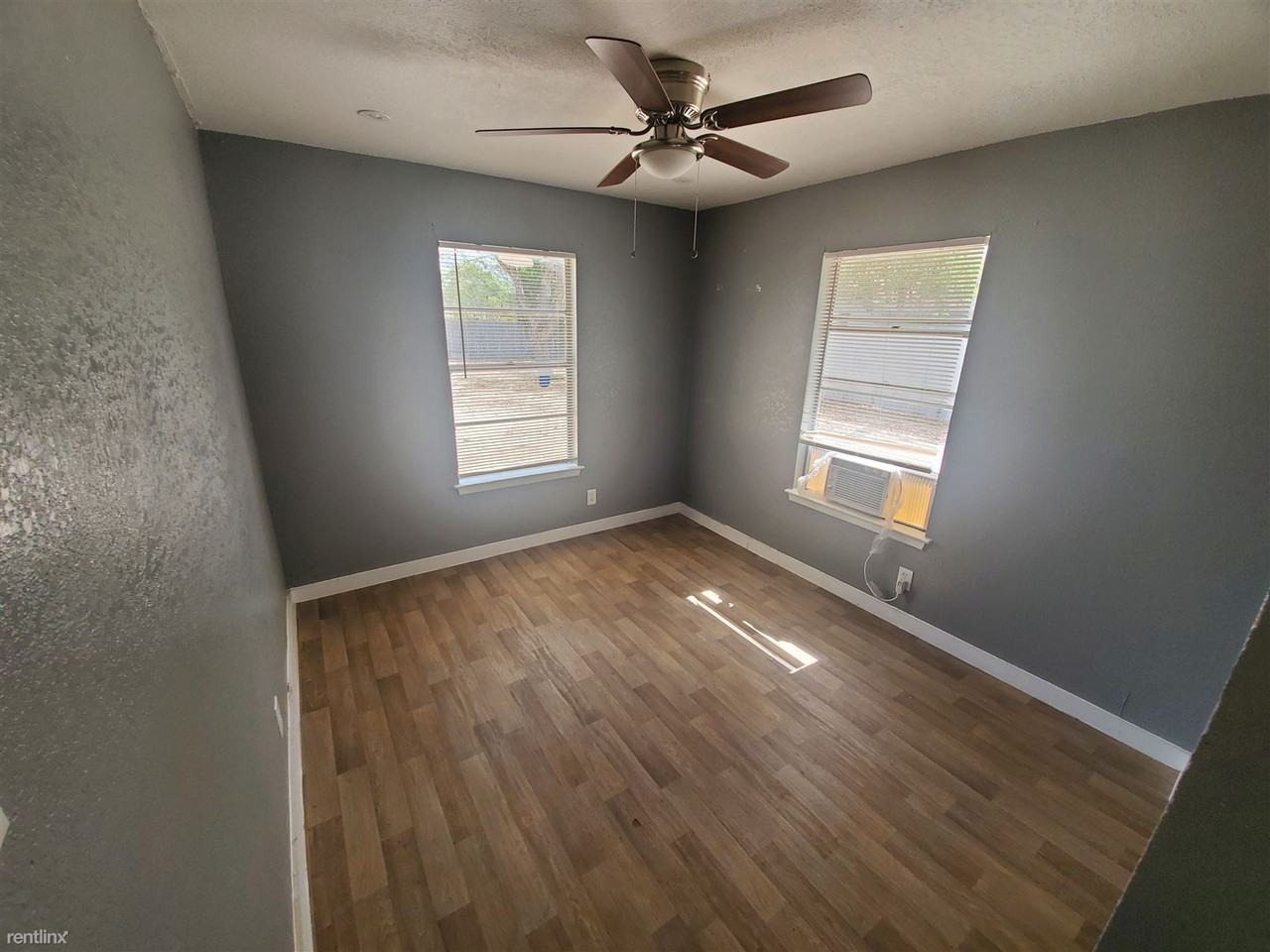 3614 Neer Ave - Photo 2 of 3