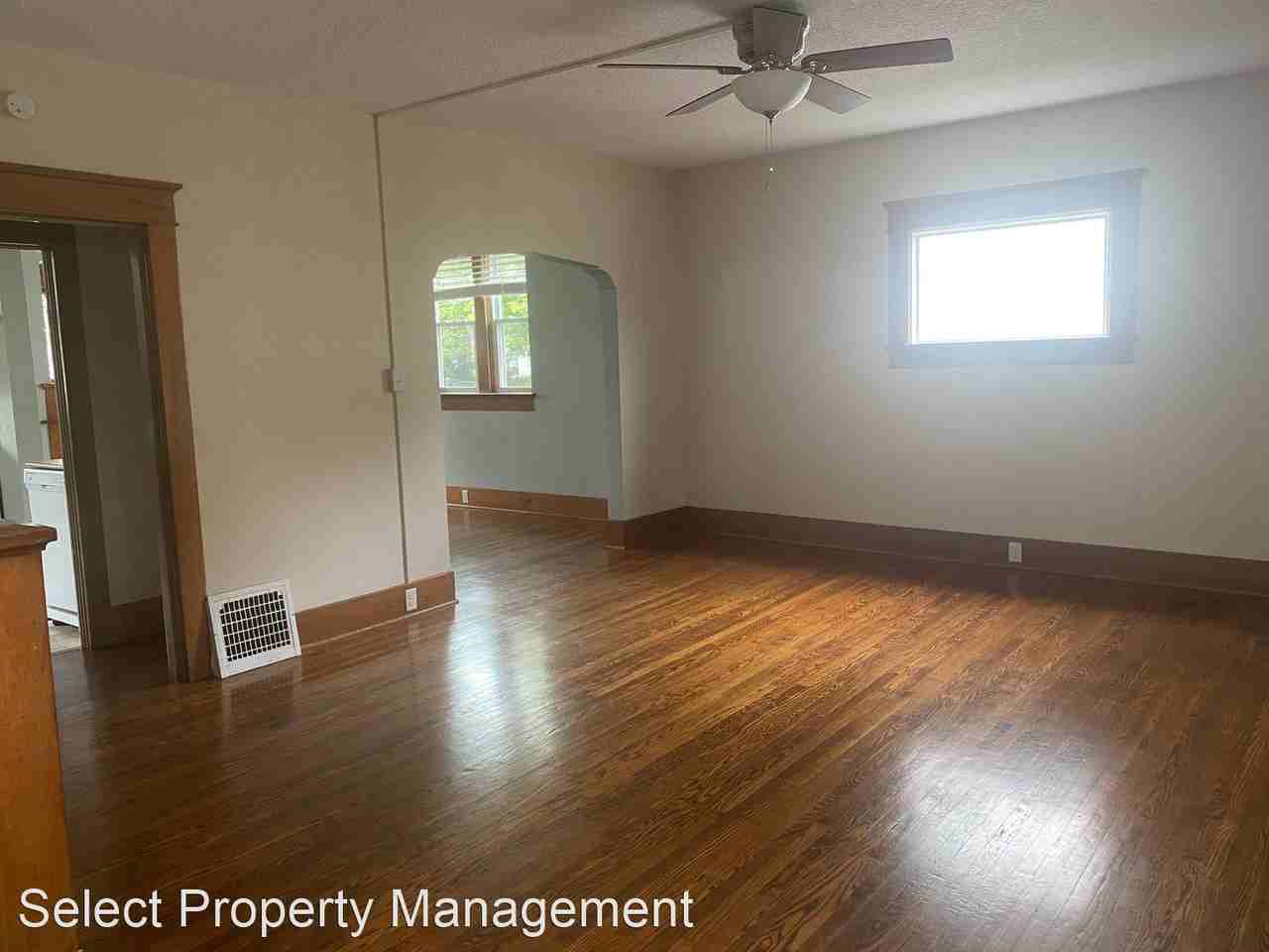 933 Cottage Ave - Photo 2 of 18