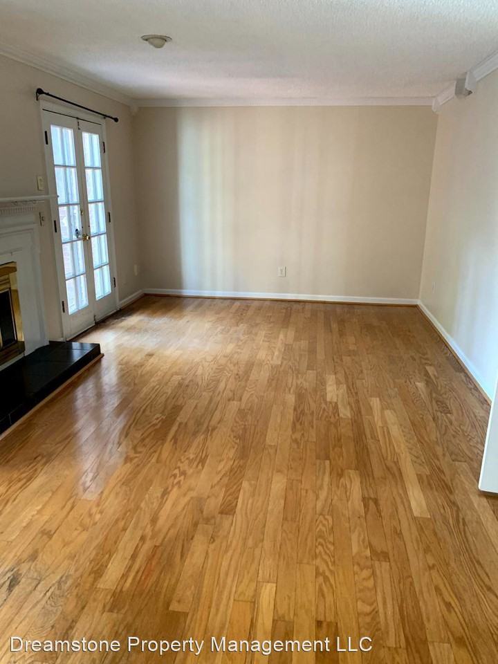 894 E Ponce De Leon Ave - Photo 3 of 20