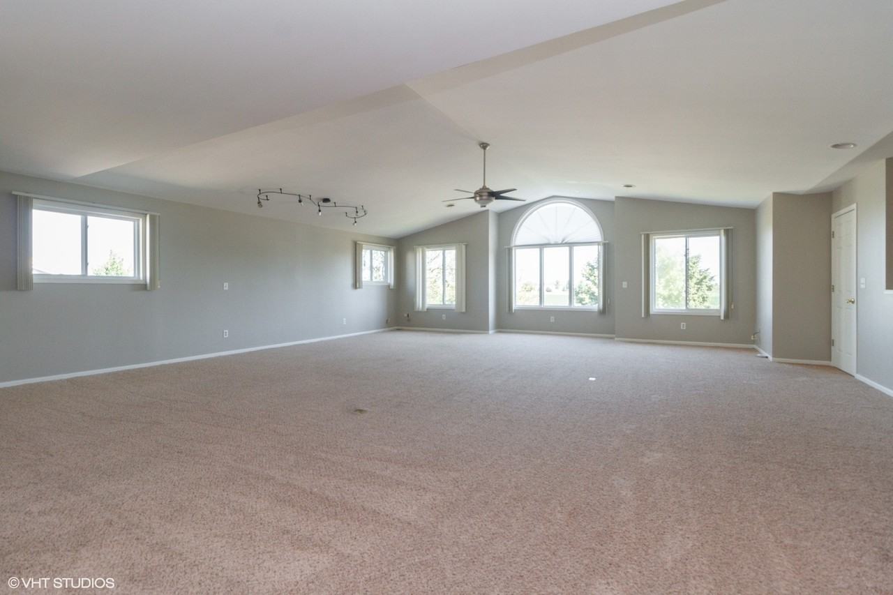 1532 Northfield Meadows Blvd Apt 3 - Photo 2 of 11