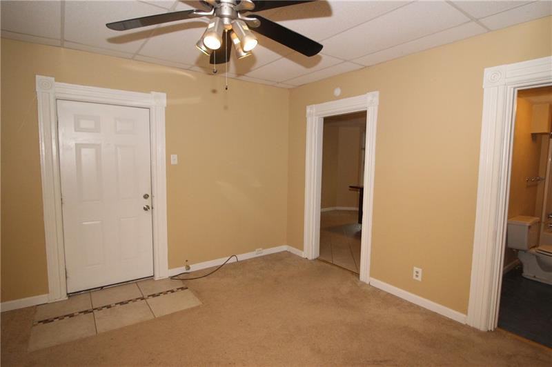180 Oneida St Unit 1 - Photo 3 of 20