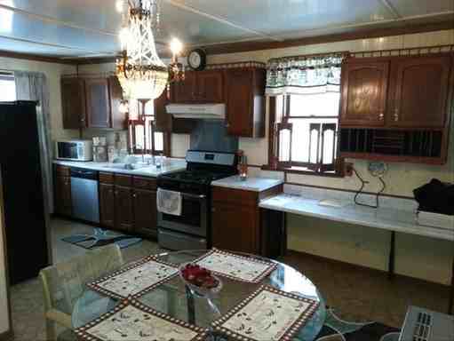 39 Benjamin Franklin Hwy - Photo 2 of 6