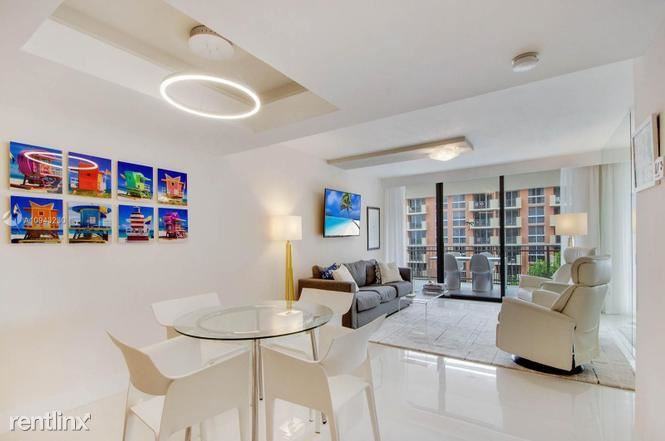 2901 S Bayshore Dr #8D