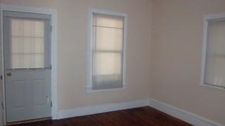 140 1/2 S Church St - Photo 3 of 11