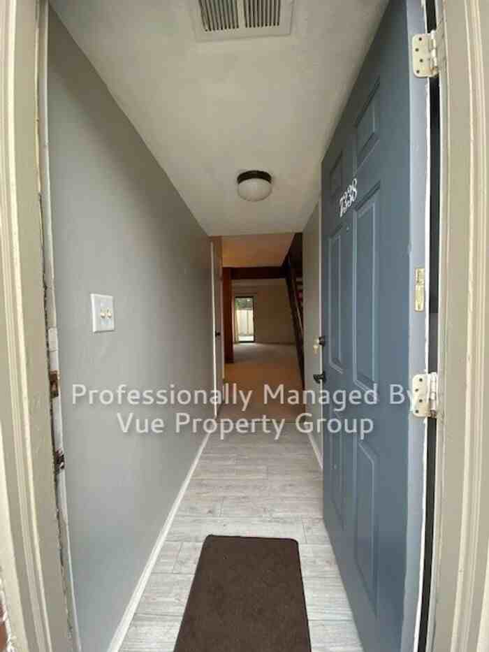 7338 Country Brook Dr - Photo 2 of 20