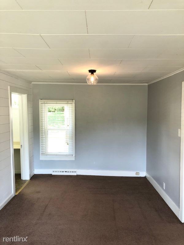 517 E Lyon St - Photo 3 of 10