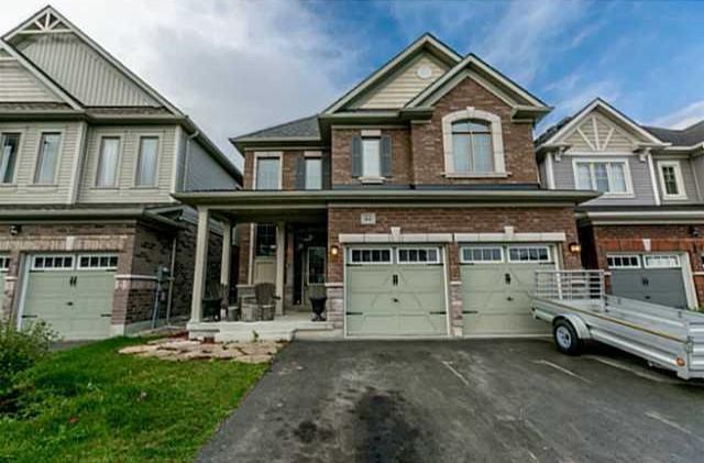 64 Cauthers Crescent - Photo 2 of 22