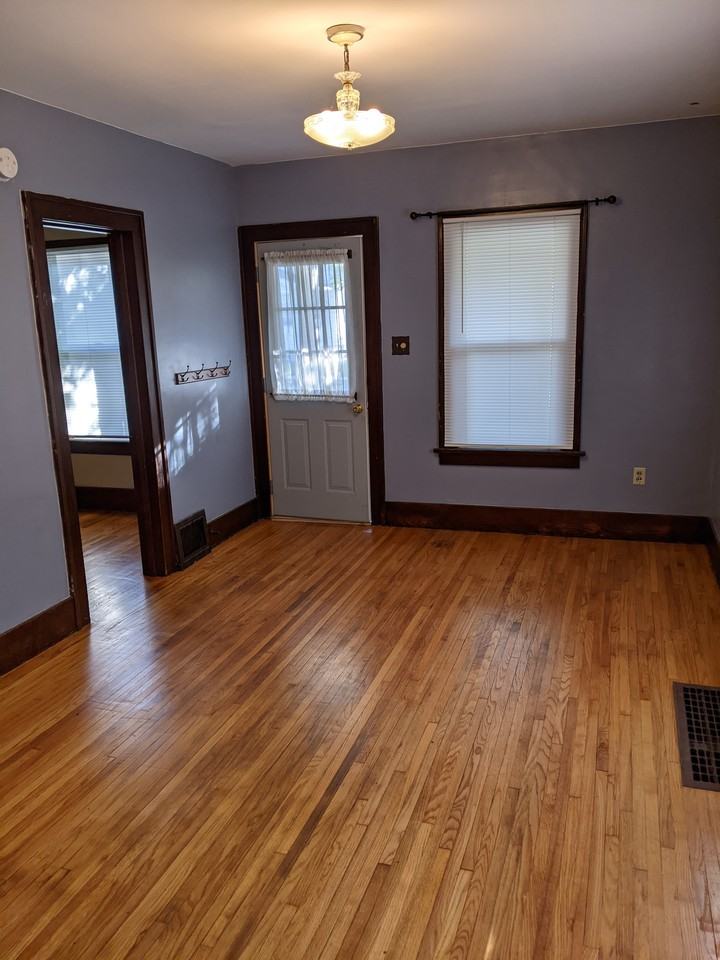 707 13th Street Northeast - Photo 3 of 20