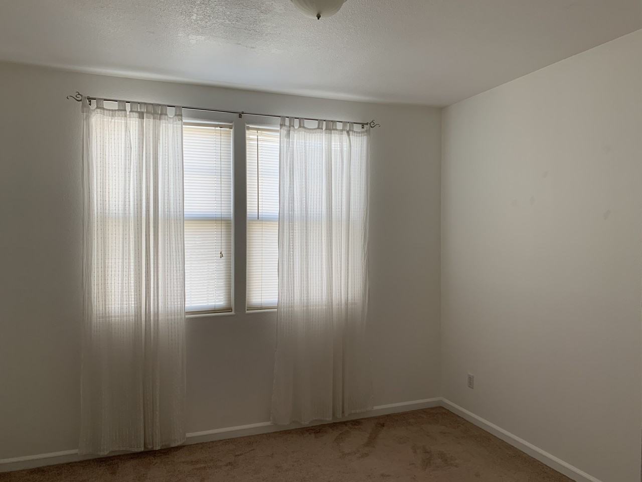 4023 Match Point Avenue - Photo 3 of 5