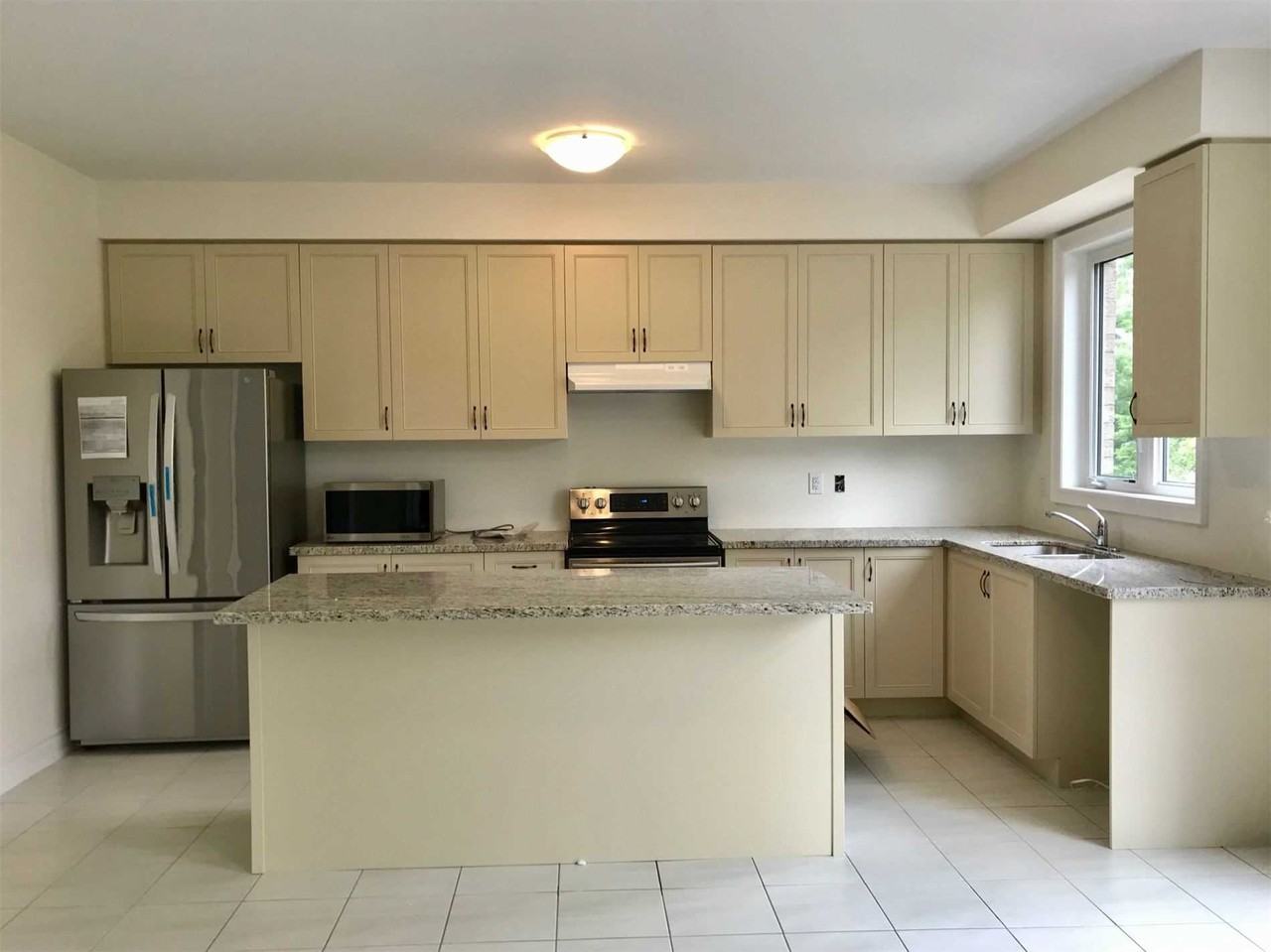 55 Mohandas Drive - Photo 3 of 4